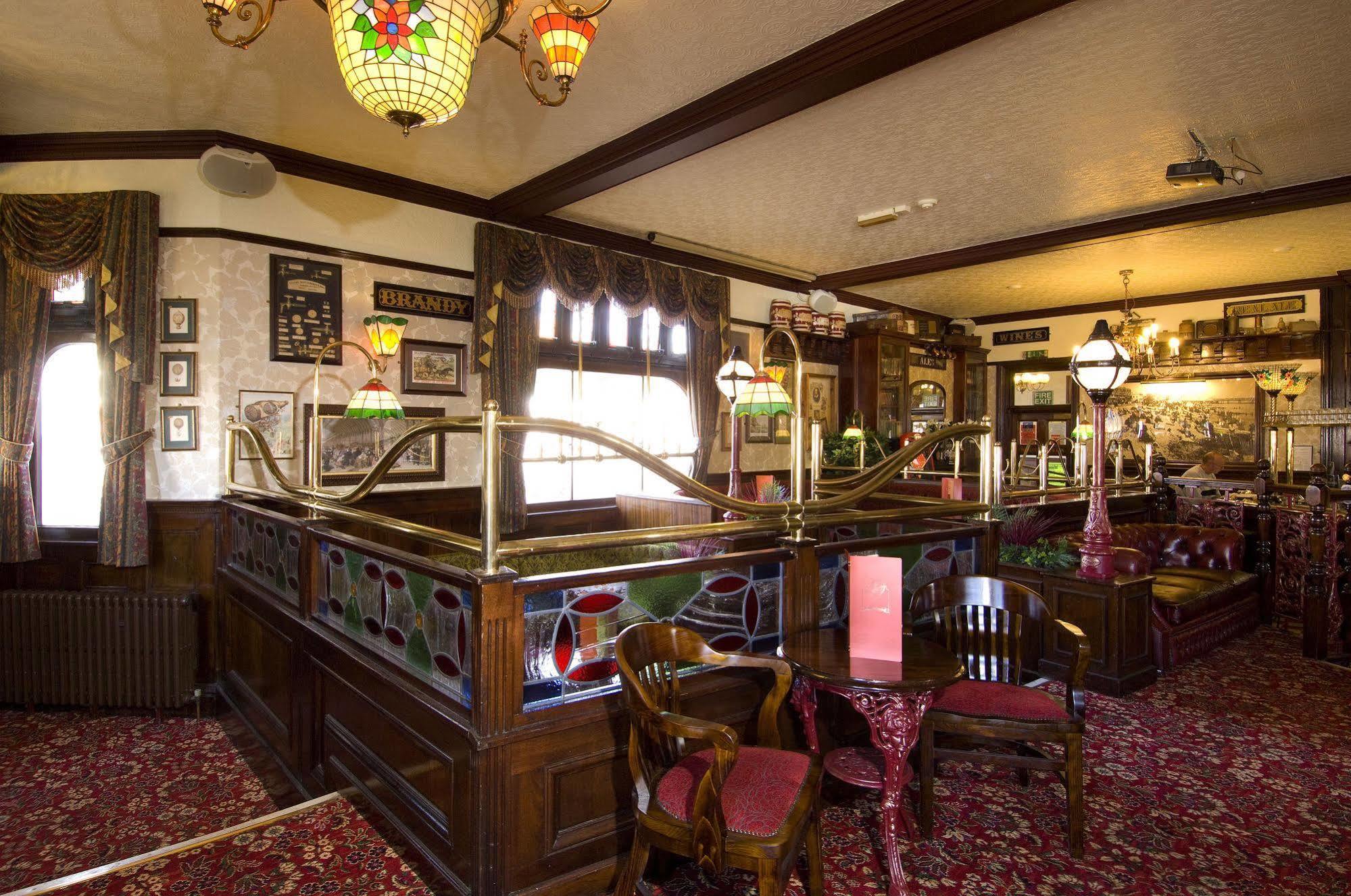 The Railway Hotel Вётинг Экстерьер фото
